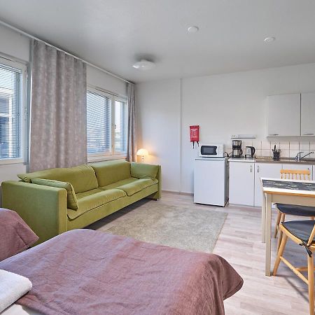 Gasthaus Lohja Bed & Breakfast ภายนอก รูปภาพ