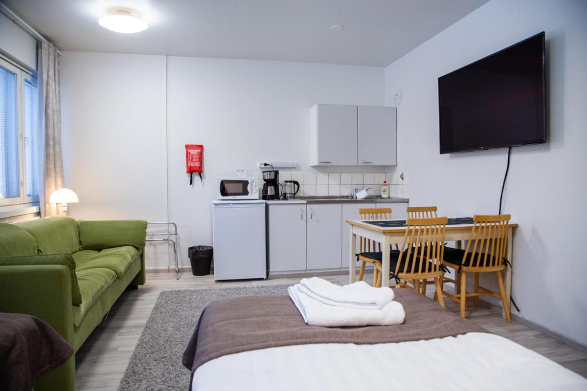 Gasthaus Lohja Bed & Breakfast ภายนอก รูปภาพ