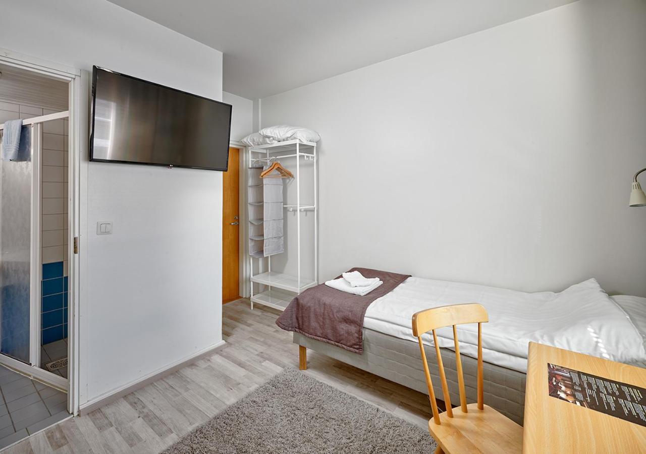 Gasthaus Lohja Bed & Breakfast ภายนอก รูปภาพ